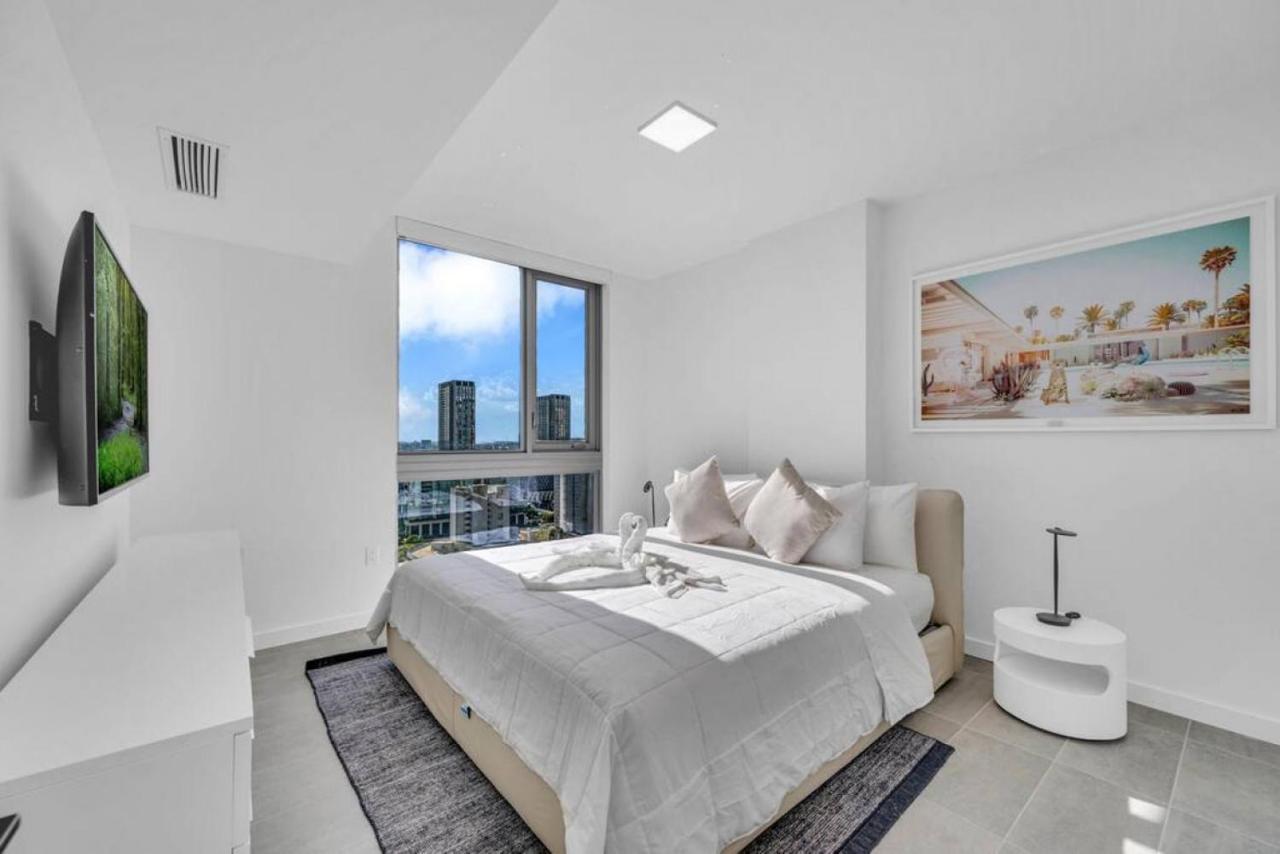 Modern 1 Bed Condo Across From Bayside In Downtown Miami Esterno foto