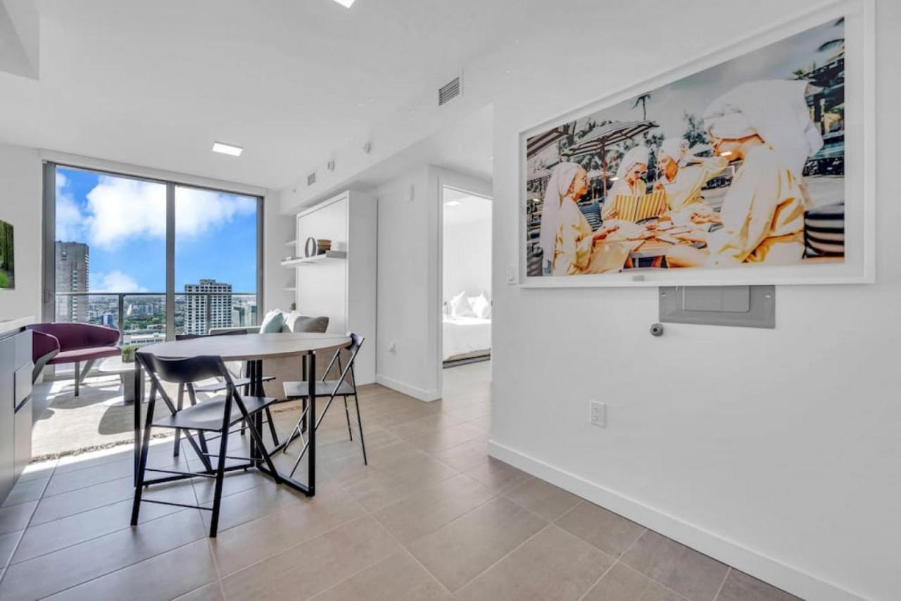 Modern 1 Bed Condo Across From Bayside In Downtown Miami Esterno foto